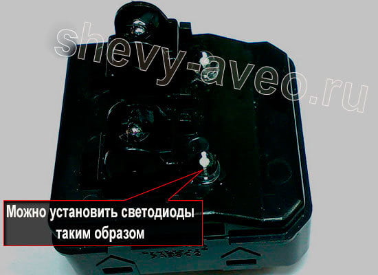Подсветка кнопок стеклоподъемников Авео - Светодиоды установлены в основание блока кнопок